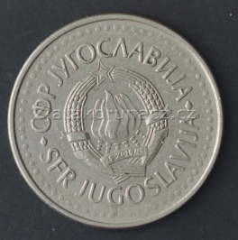 https://www.zlatakorunacz.cz/eshop/products_pictures/jugoslavie-10-dinar-1985-1707404386-b.jpg