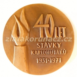 https://www.zlatakorunacz.cz/eshop/products_pictures/ksc-40-let-stavky-karlohutaku-1931-1971-1642247991-b.jpg