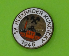 https://www.zlatakorunacz.cz/eshop/products_pictures/sk-alexander-kuncicky-1945-1699961737.jpg