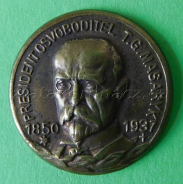 https://www.zlatakorunacz.cz/eshop/products_pictures/t-g-masaryk-1850-1937-president-osvoboditel-1559040089.jpg