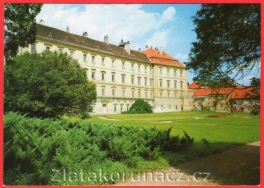 https://www.zlatakorunacz.cz/eshop/products_pictures/valtice-zamek-panorama-1725273777.jpg