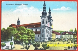 Velehrad-Vlajky-kostel